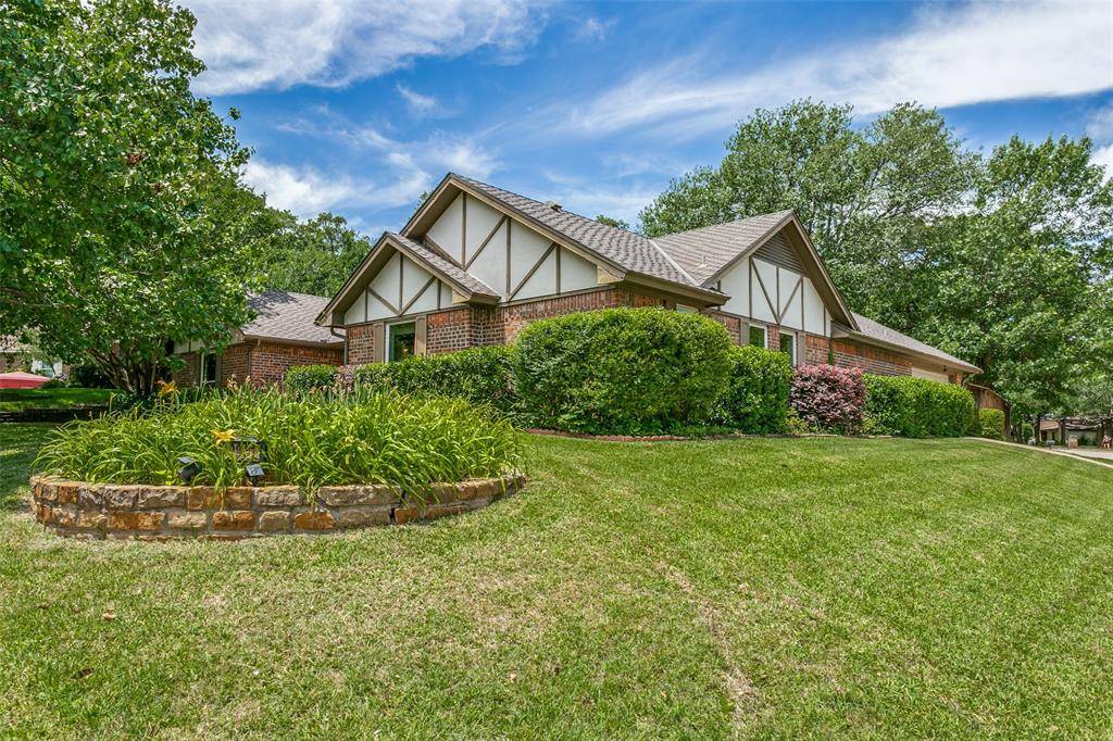 Grapevine, TX 76051,2831 Creekwood Court