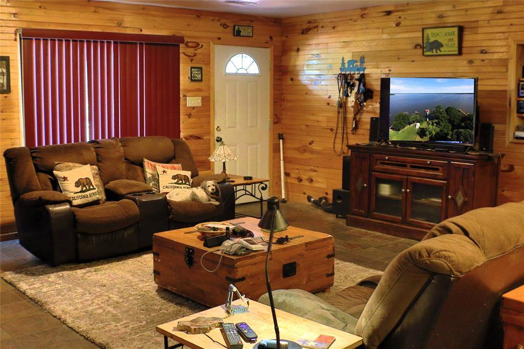 Quinlan, TX 75474,10853 Lakeside Drive