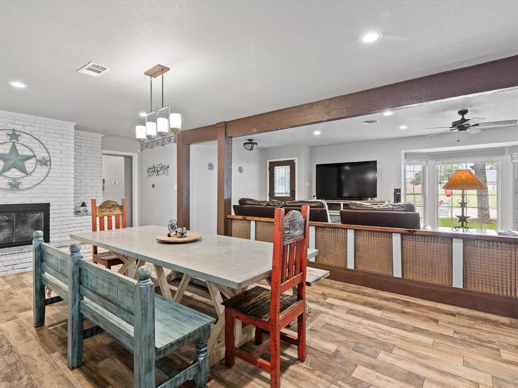 Bedford, TX 76022,81 Regents Park Court