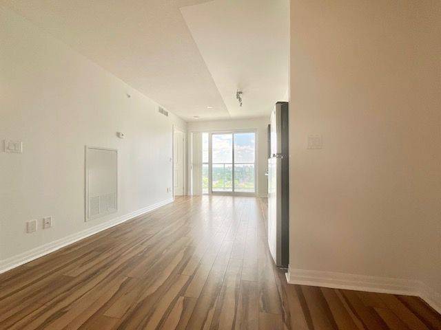 Toronto C15, ON M2J 0B4,275 Yorkland RD #1604