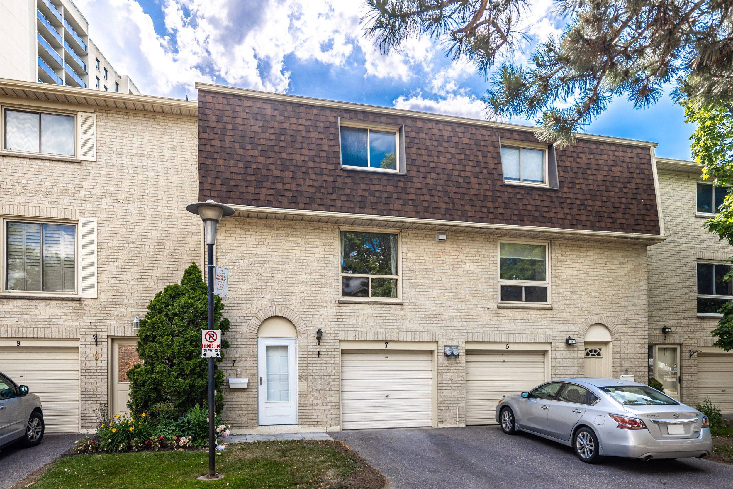 Toronto C15, ON M2J 1M7,7 Nebula Starway N/A