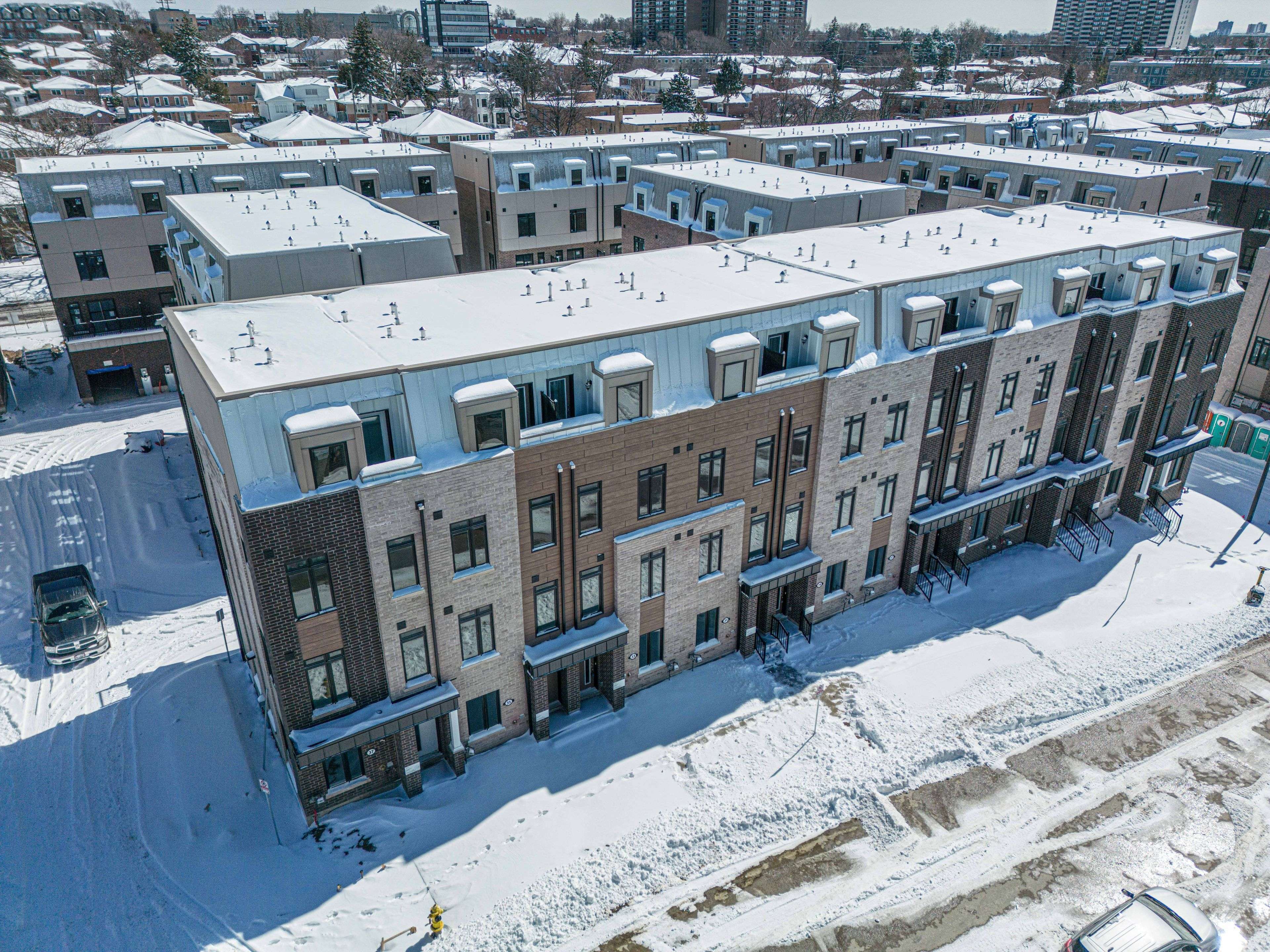 Toronto C13, ON M4A 0A9,35 CASE OOTES DR