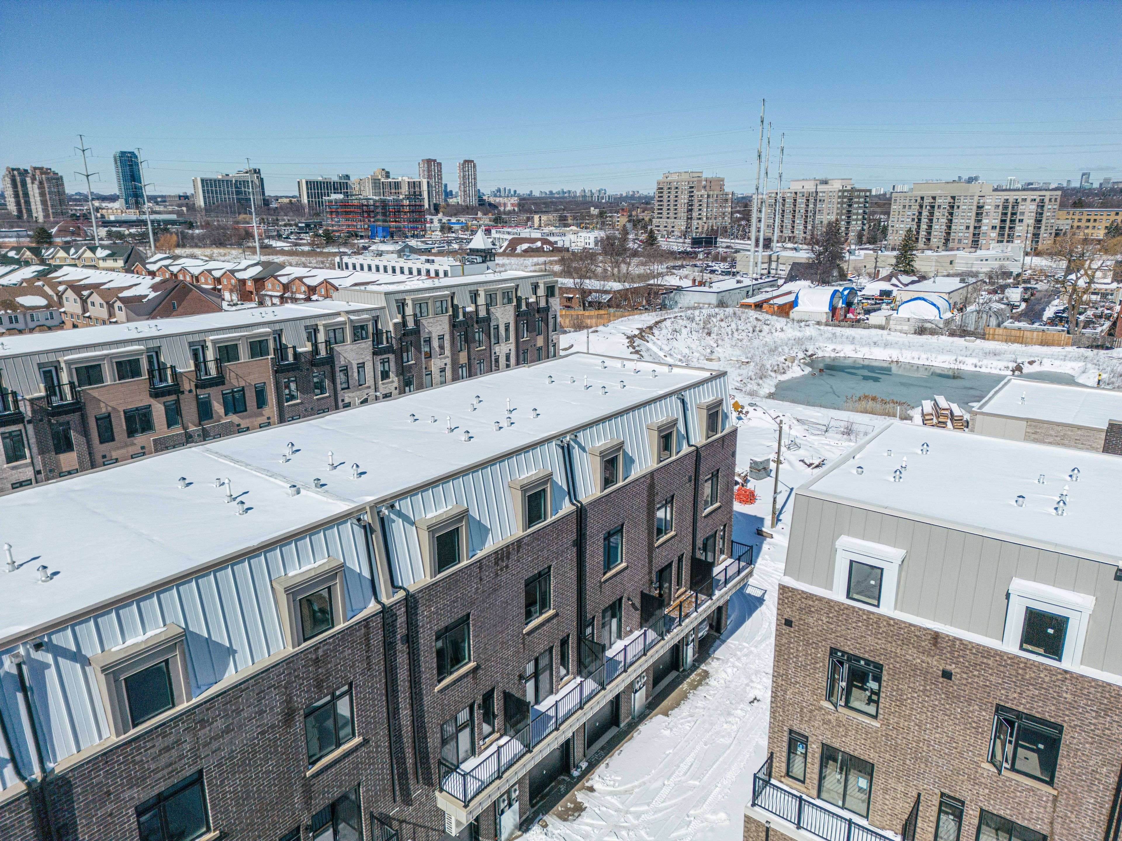 Toronto C13, ON M4A 0A9,35 CASE OOTES DR
