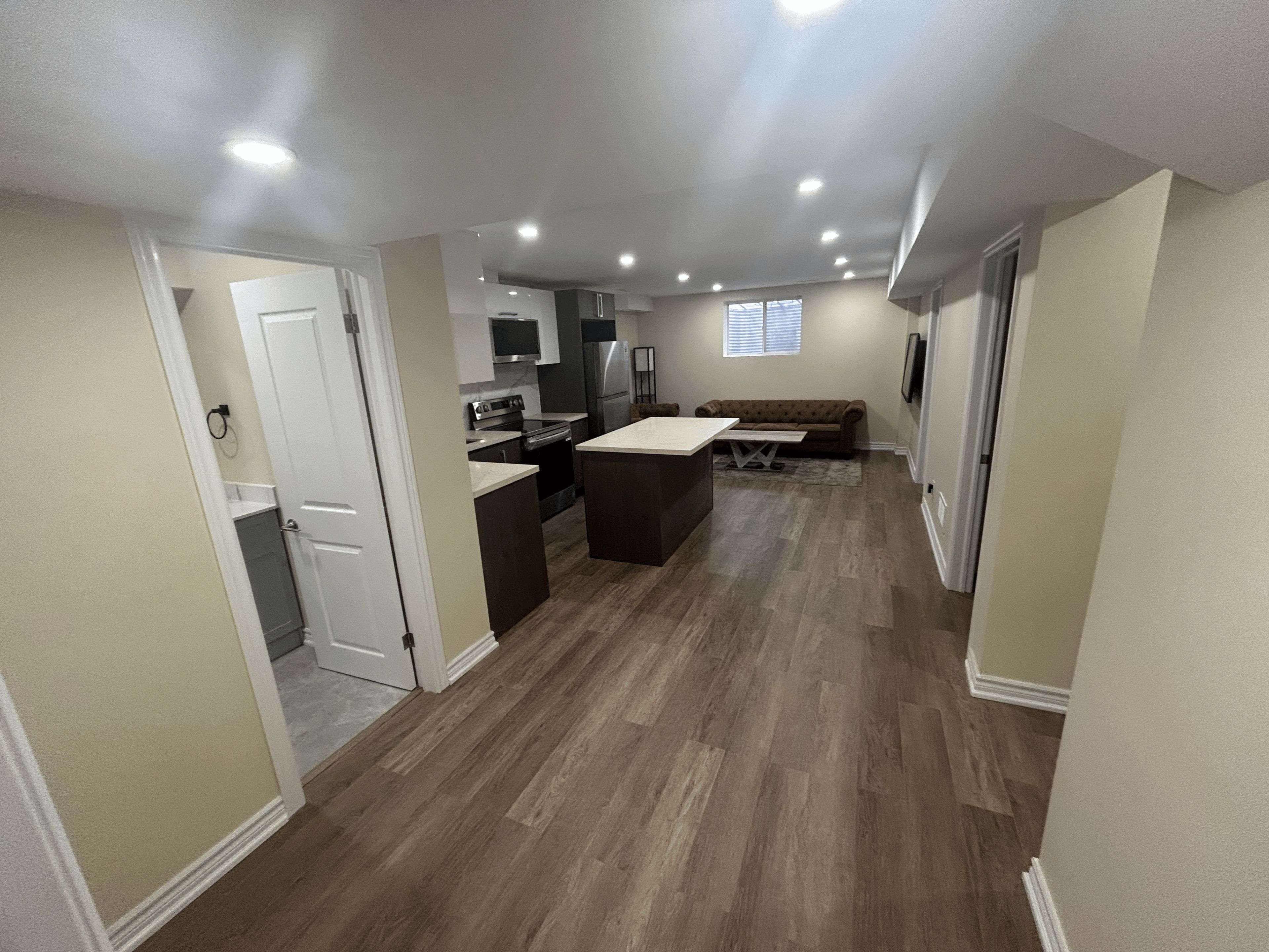 Whitby, ON L1P 0J7,47 MULGRAVE ST