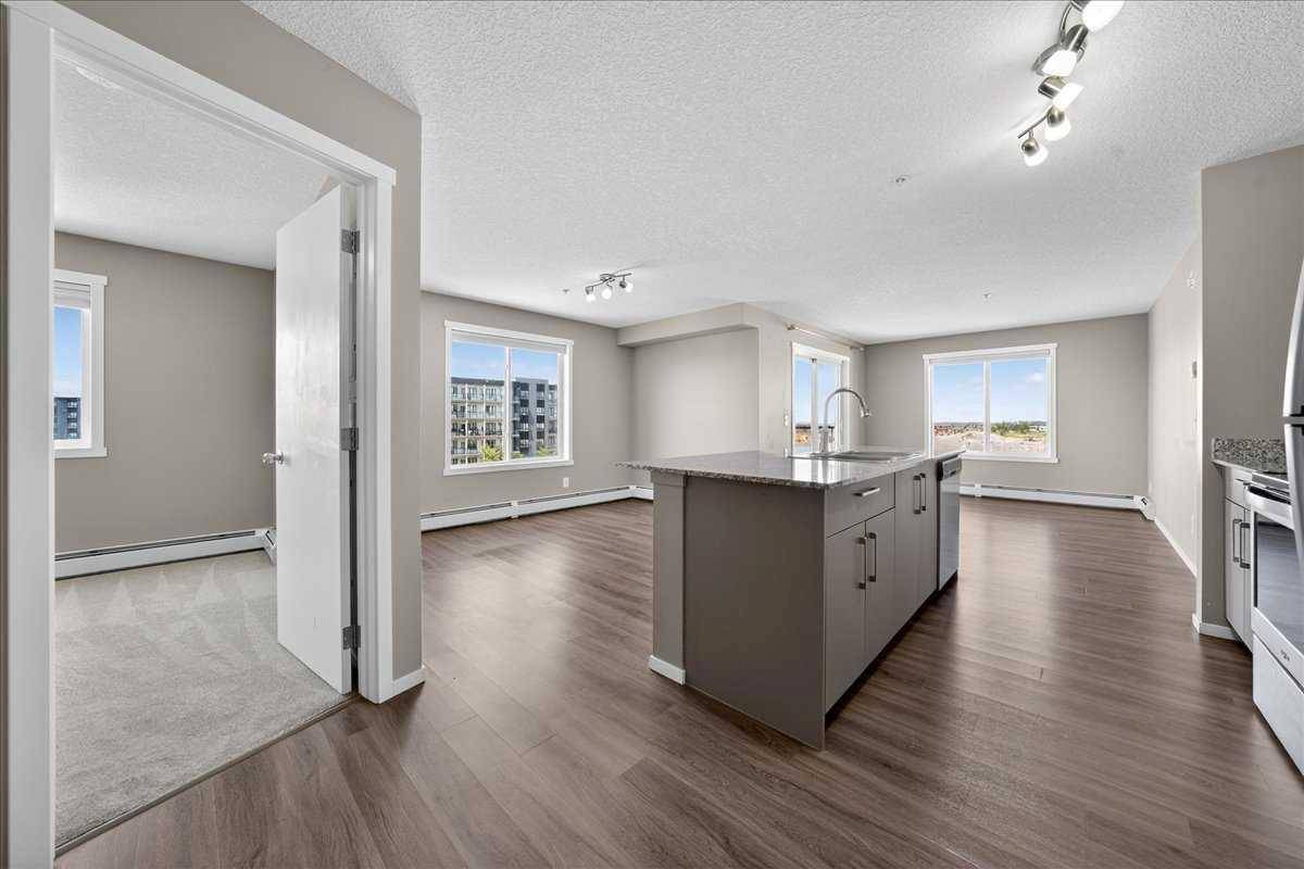 Calgary, AB T3N 1T3,4641 128 AVE NE #2401