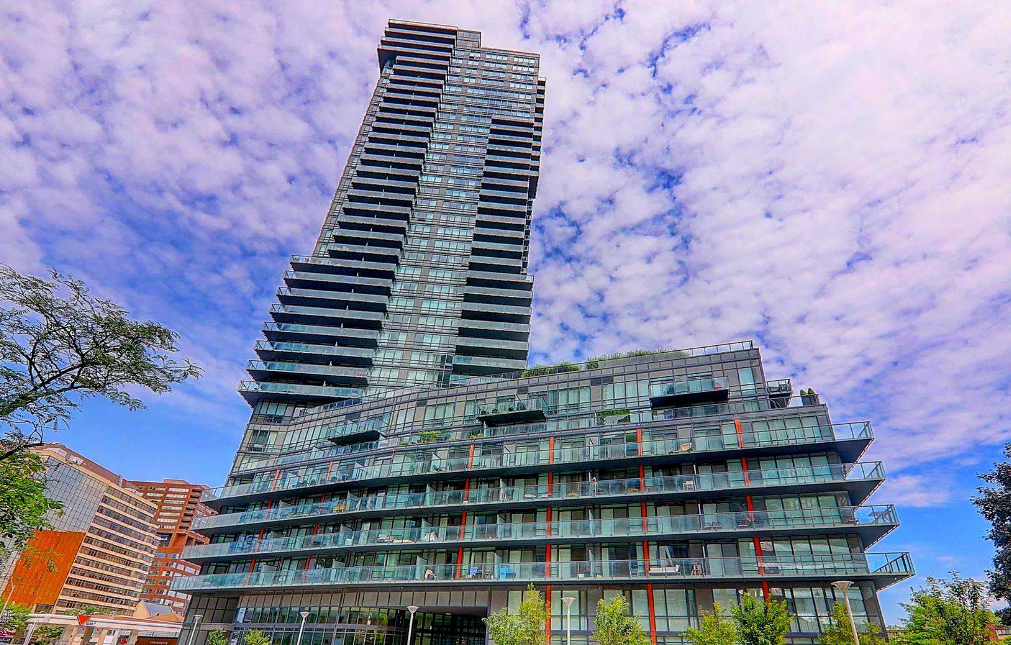 Toronto C02, ON M4W 3Z4,825 Church ST #1801