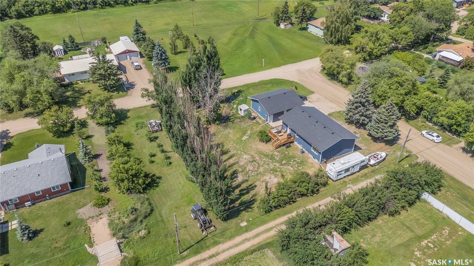 Radisson, SK S0K 3L0,402 Alexander STREET