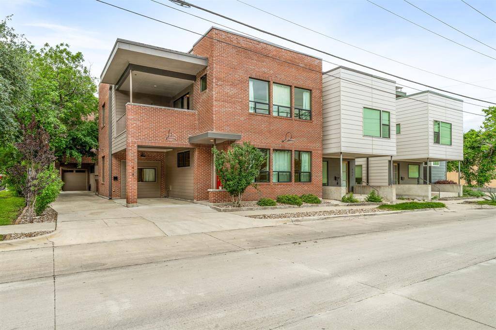 Fort Worth, TX 76104,418 College Avenue