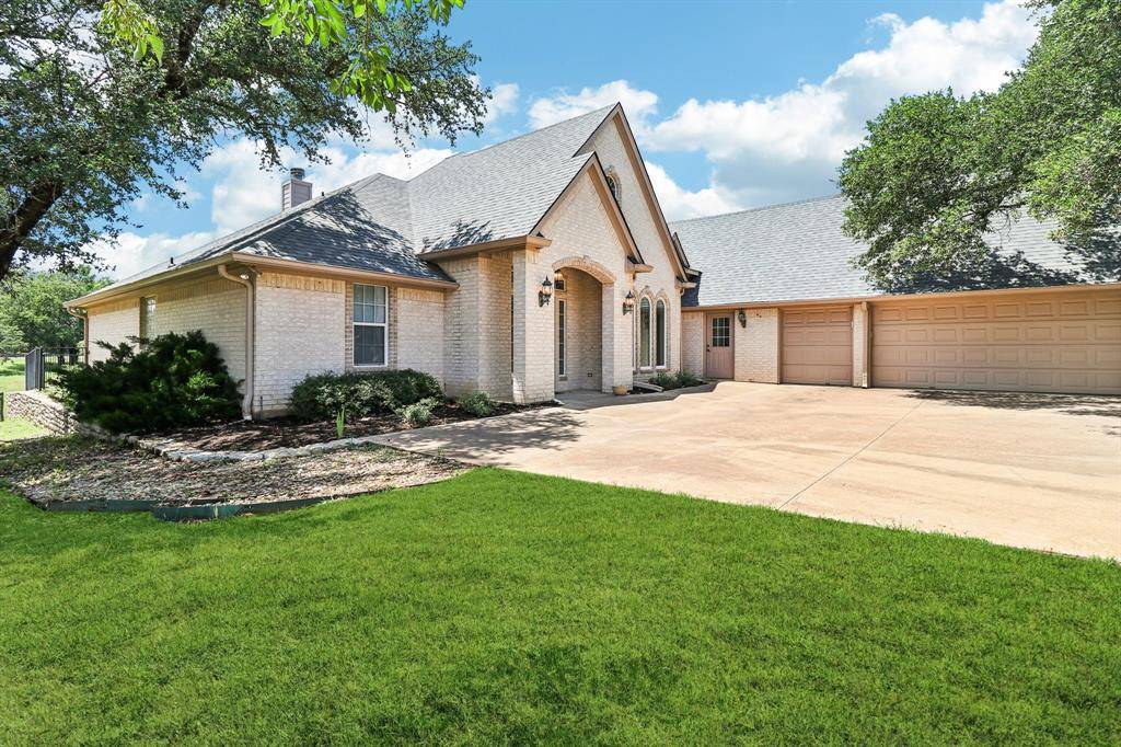 Granbury, TX 76049,8502 Linden Court