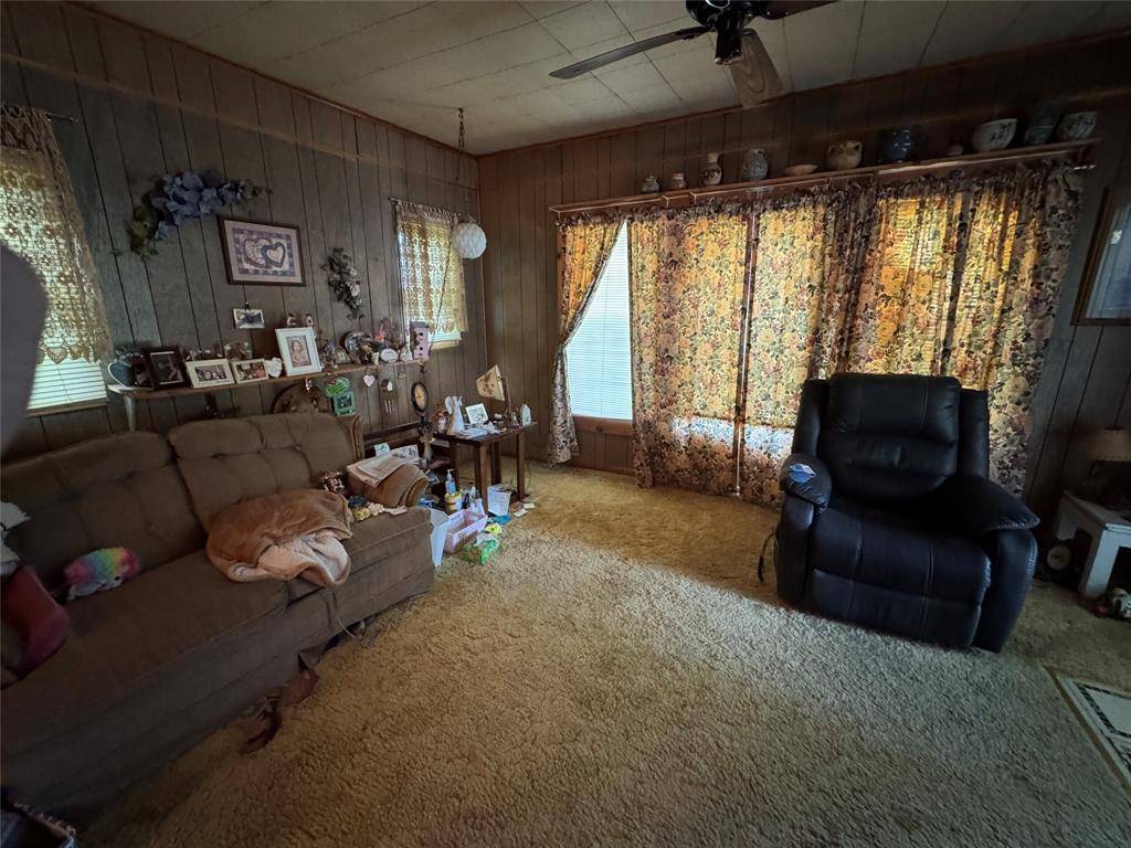 Crandall, TX 75114,203 Ledbetter