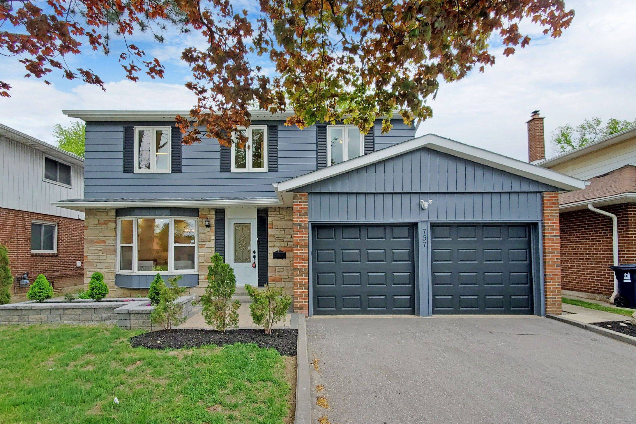 Toronto E05, ON M1T 2L3,757 Huntingwood DR