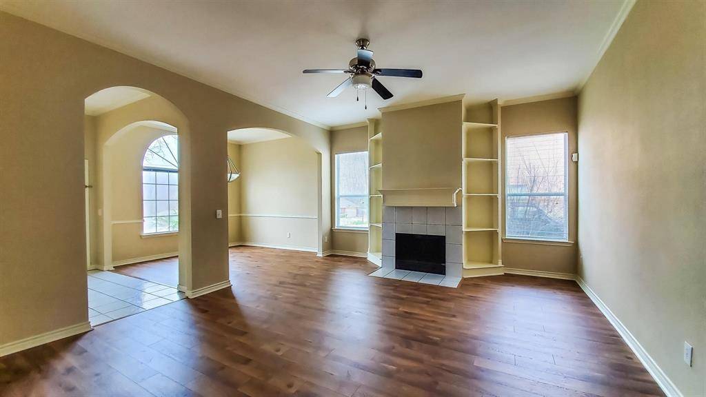 Mckinney, TX 75069,913 S Kentucky Street