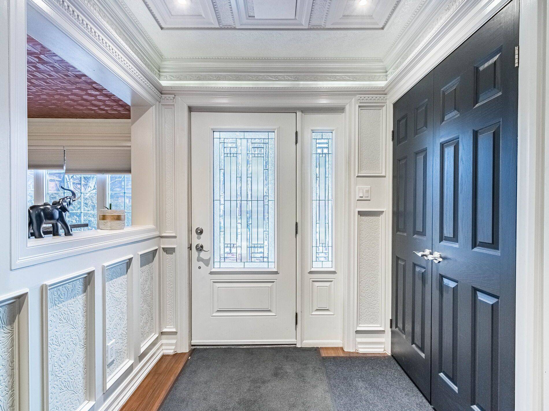 Whitby, ON L1N 8G8,172 Melissa CRES