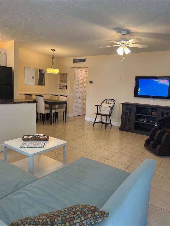 Hollywood, FL 33019,1351 N 12th Ct #9A