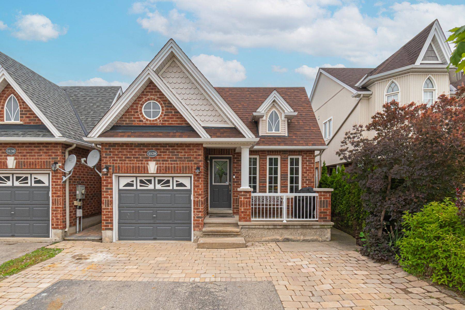 Innisfil, ON L9S 4W4,1128 Kell ST