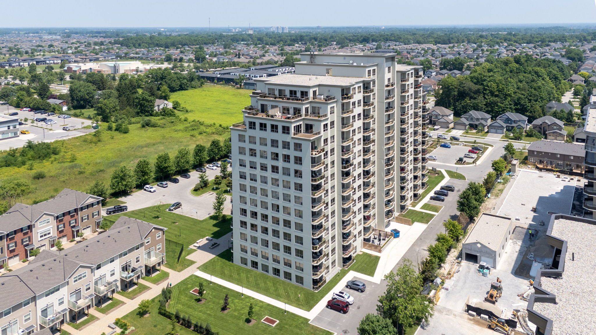 London North, ON N6G 0G5,1030 Coronation DR #513