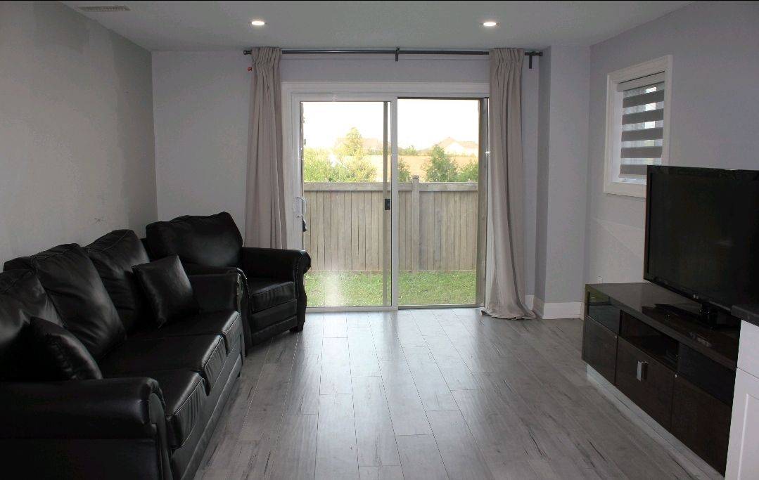 Vaughan, ON L4H 3N5,45 Hopewell AVE