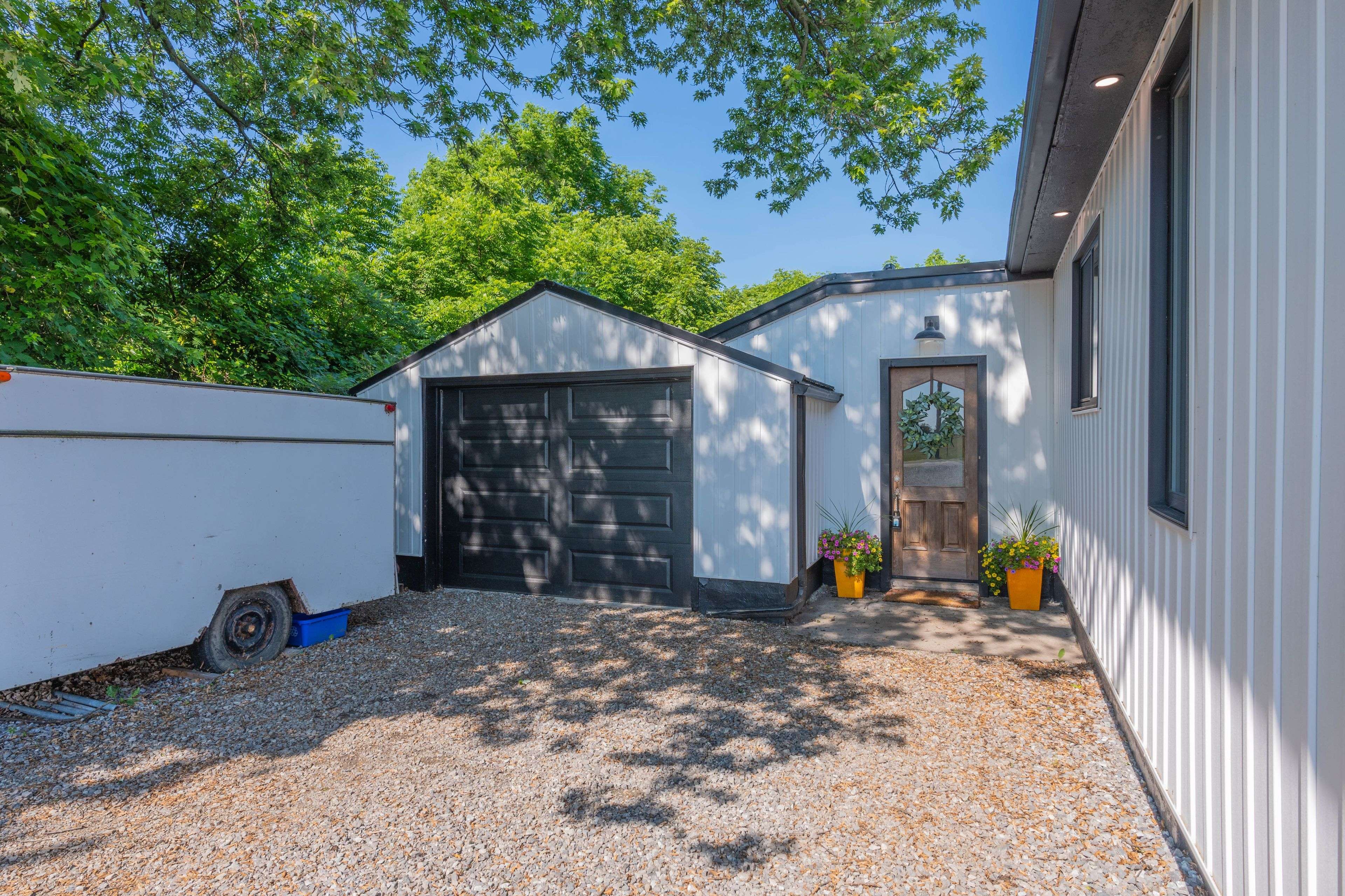 Port Colborne, ON L3K 5V3,1368 Lorraine RD