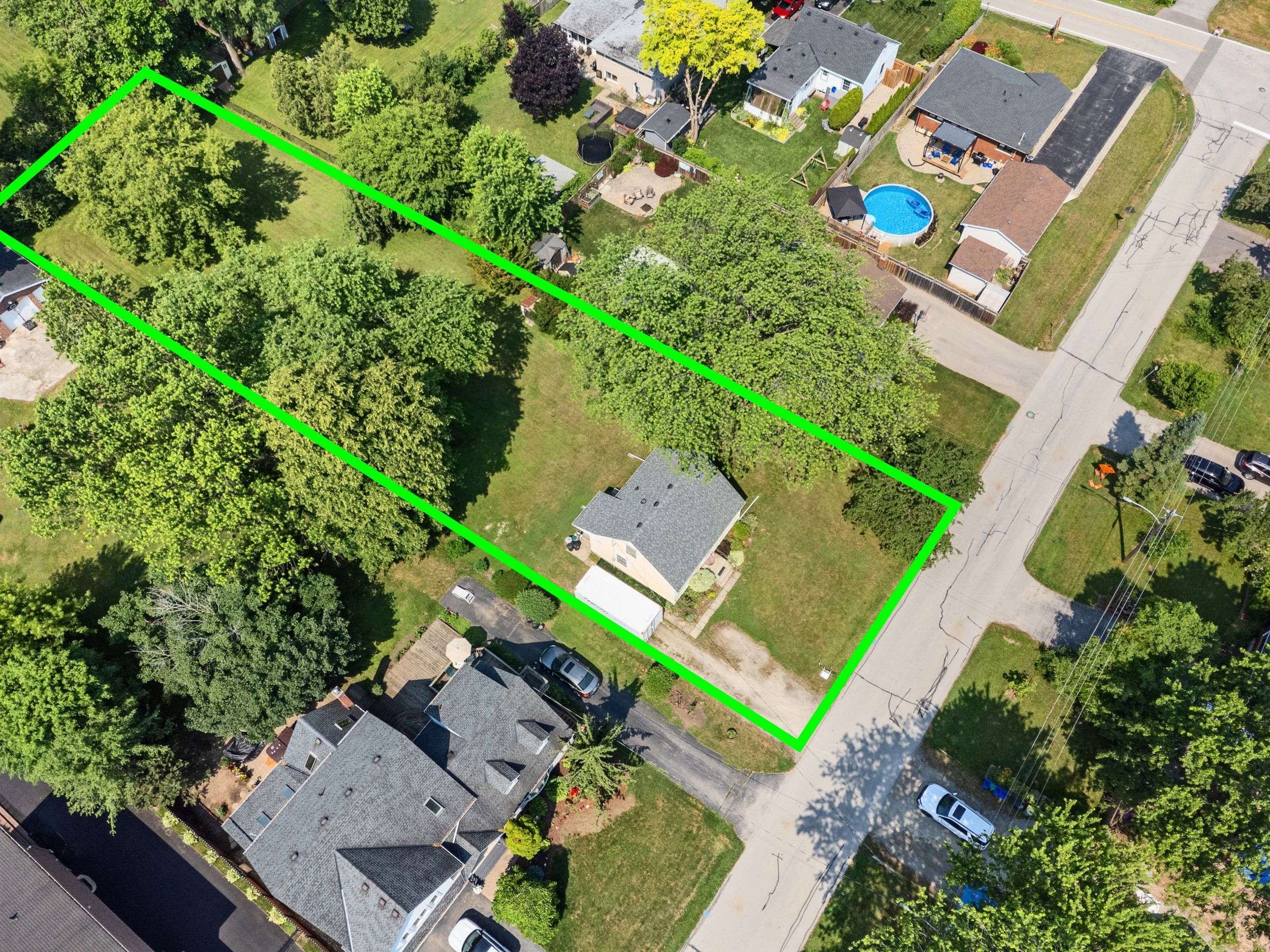 Burlington, ON L7R 3W6,950 Orpha ST