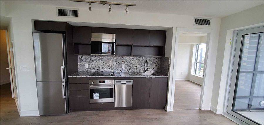 Toronto W08, ON M9A 0E1,9 Mabelle AVE #1318