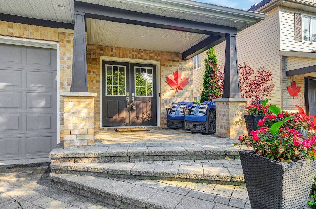 Stittsville - Munster - Richmond, ON K2S 0C2,121 Bandelier WAY