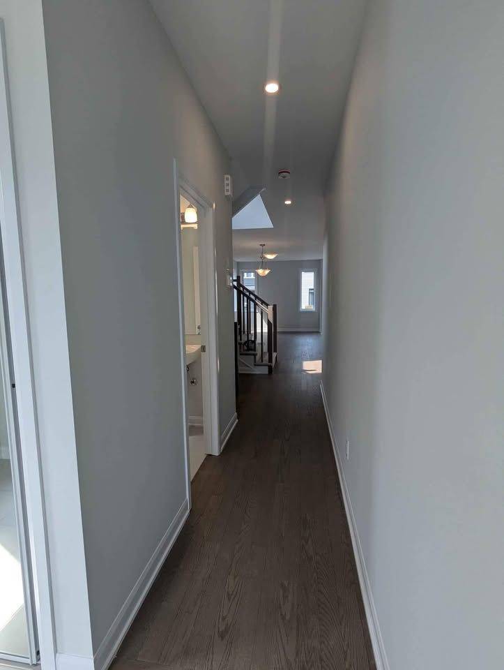 Barrhaven, ON K2J 7C9,530 Bundoran PL