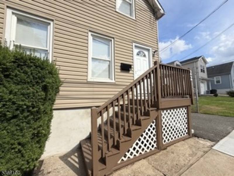 Carteret Boro, NJ 07008,22 John St