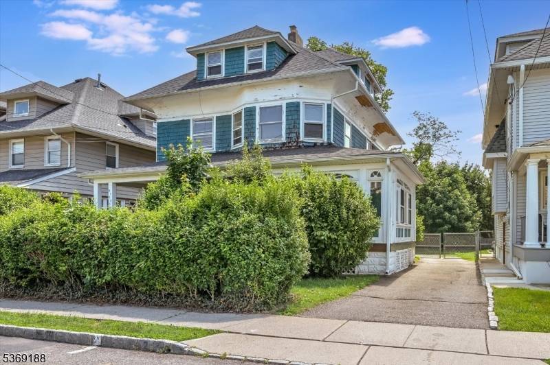 Montclair Twp., NJ 07042,27 N Willow St