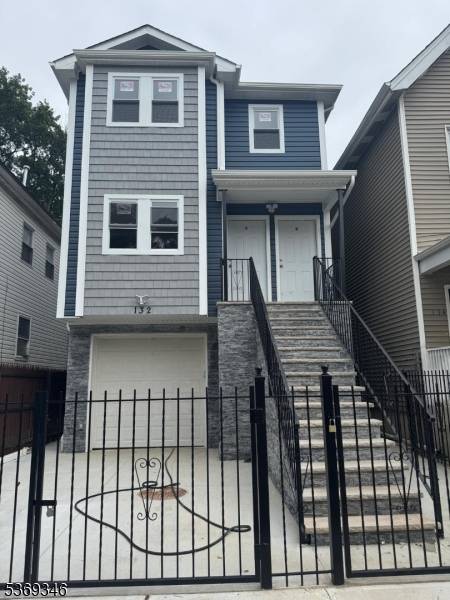 East Orange City, NJ 07018,132 Steuben St