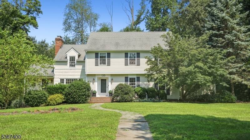 Long Hill Twp., NJ 07933,135 Preston Dr