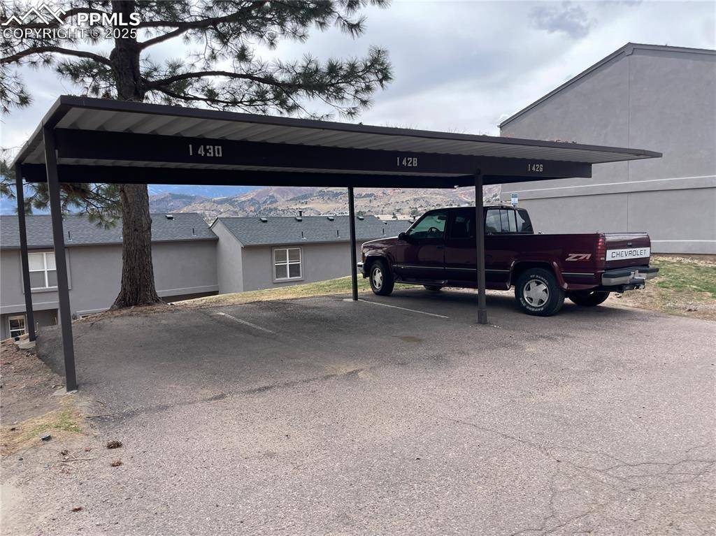Colorado Springs, CO 80919,1426 Territory TRL