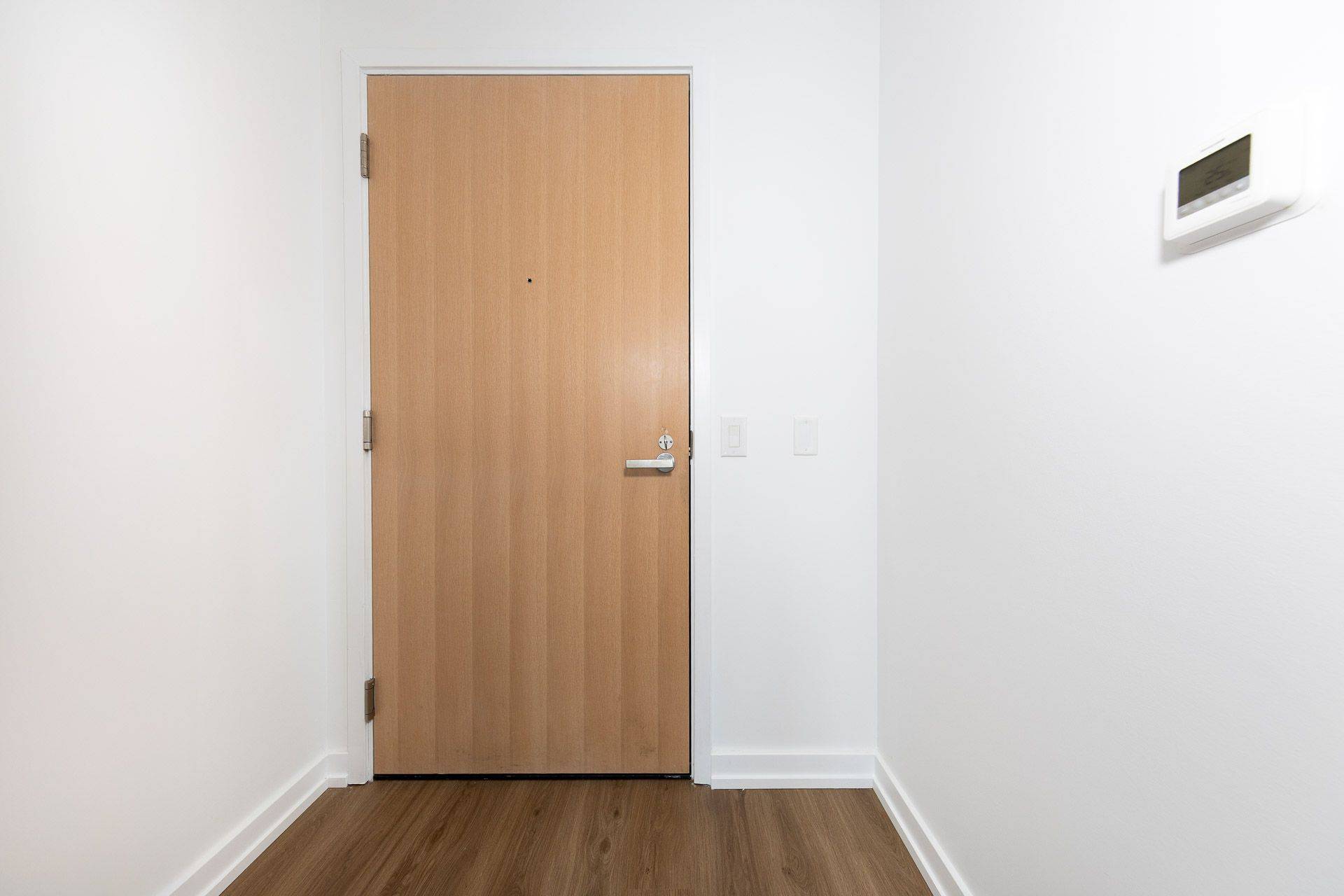 Toronto C10, ON M4S 0B1,5 Soudan AVE #2501