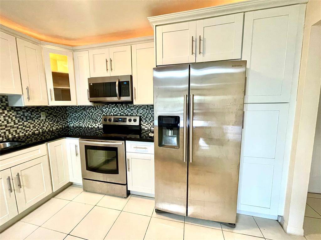 Coral Springs, FL 33065,4159 NW 90th Ave #204