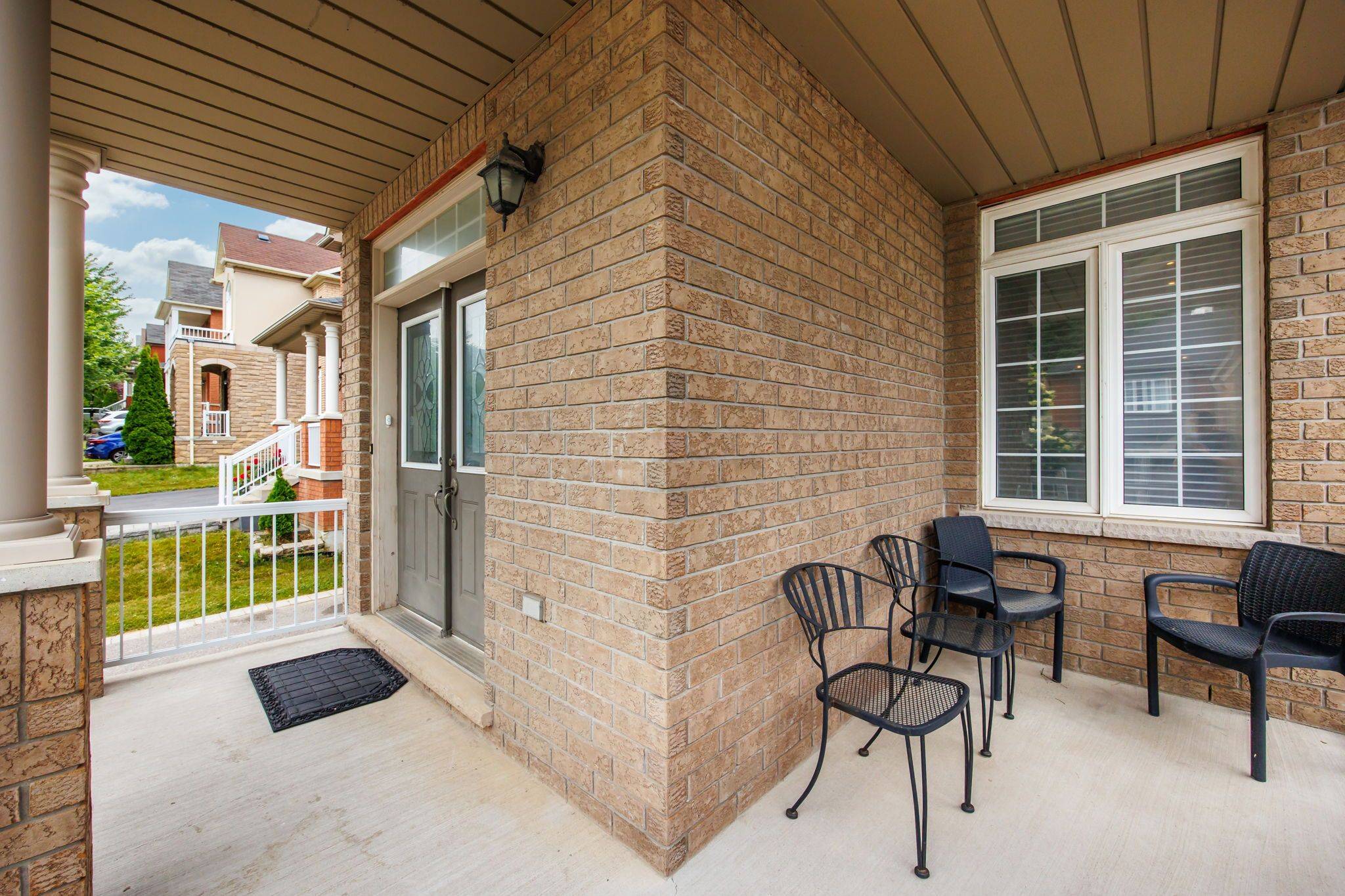 Vaughan, ON L4J 8Y6,26 Chopin BLVD