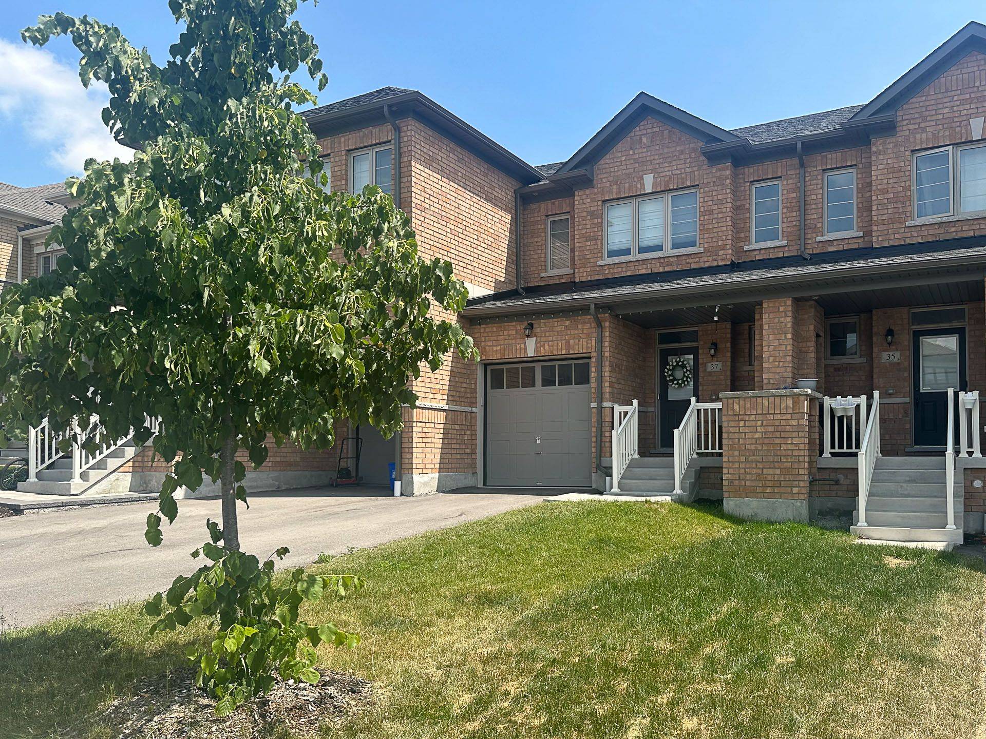 Whitchurch-stouffville, ON L4A 4W1,37 Markview RD