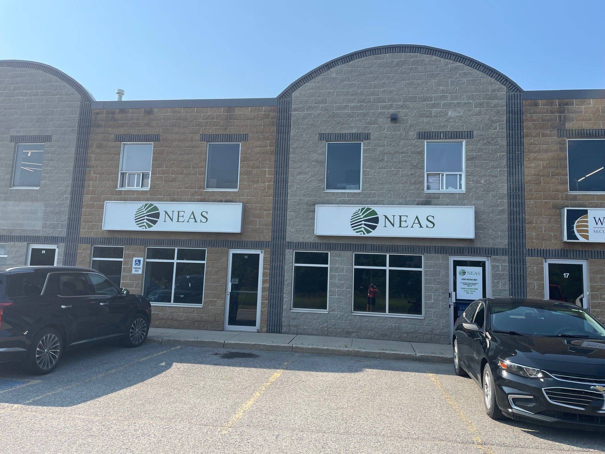 Barrie, ON L4N 0B7,647 WELHAM RD #18/19