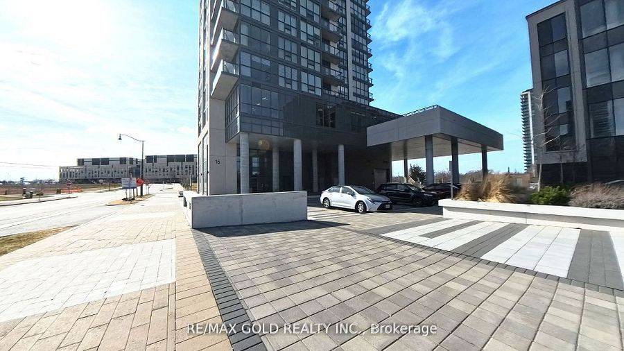 Brampton, ON L6W 2Z8,15 Lynch ST #704