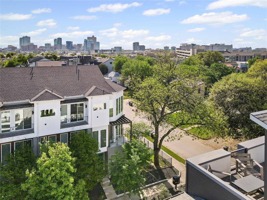 Fort Worth, TX 76107,276 Currie Street