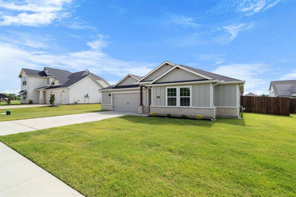 Tioga, TX 76271,623 Kyle Drive