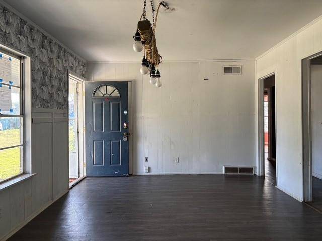 Jacksboro, TX 76458,1107 W Archer Street