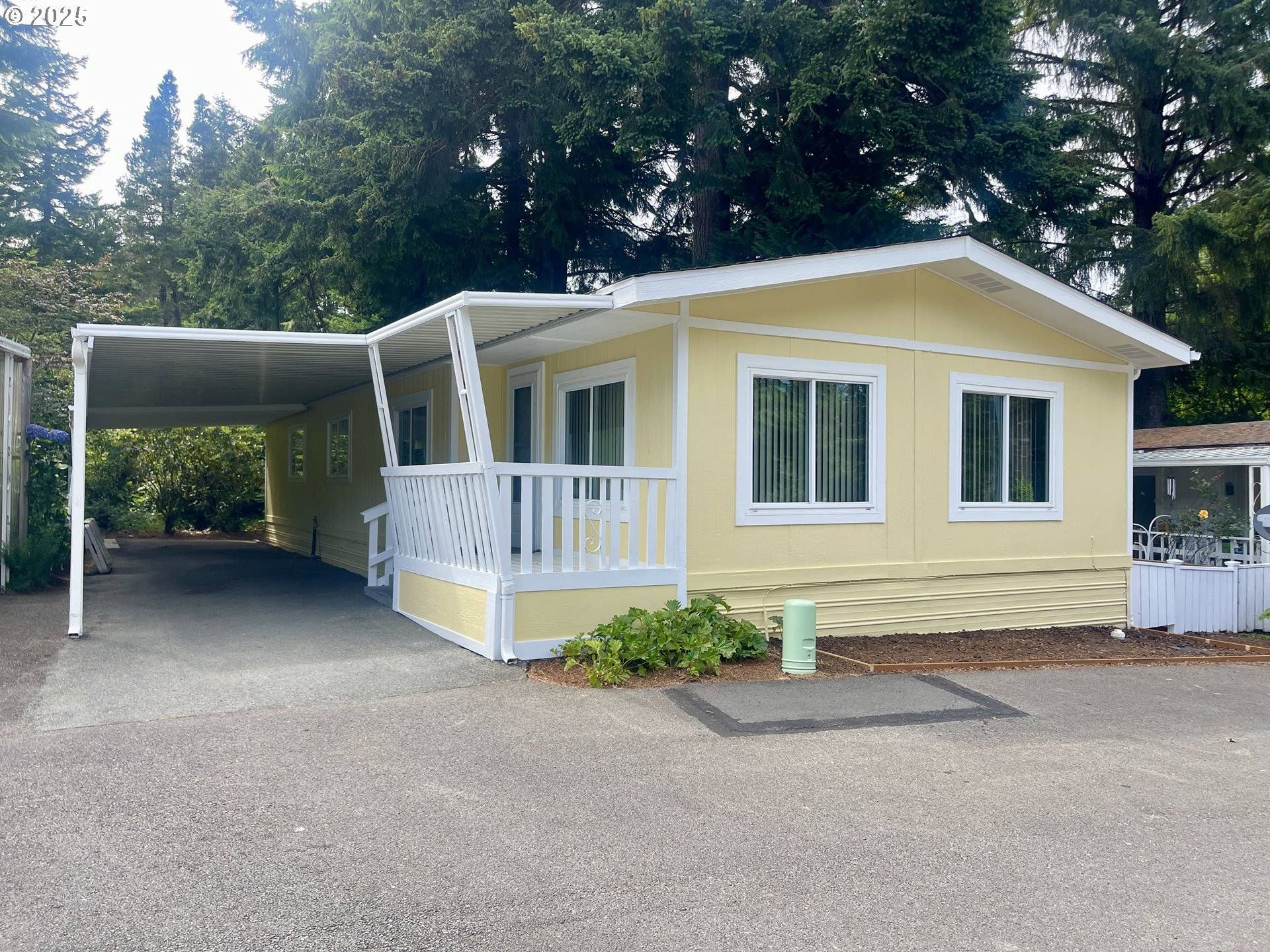 Coos Bay, OR 97420,630 SHOREPINES HTS