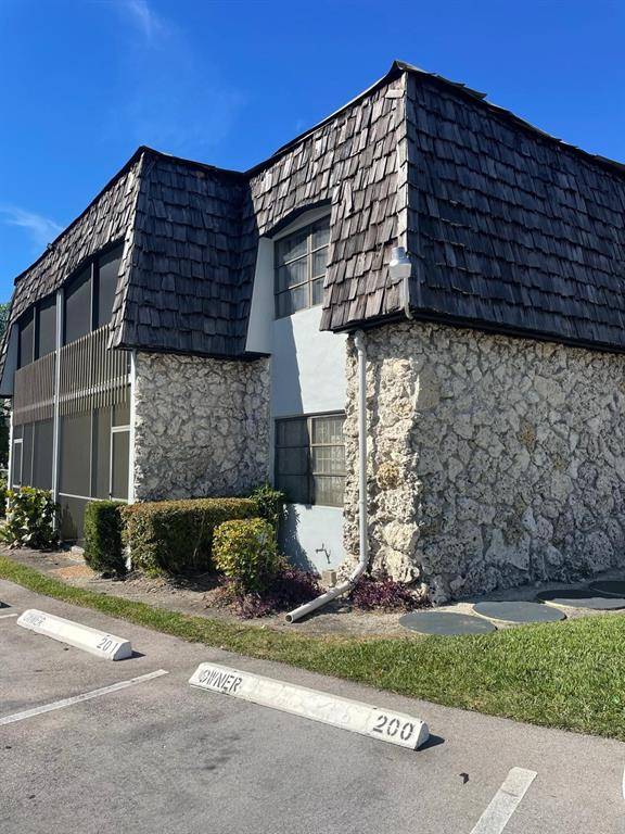 Oakland Park, FL 33309,3123 Oakland Shores Dr #D-205