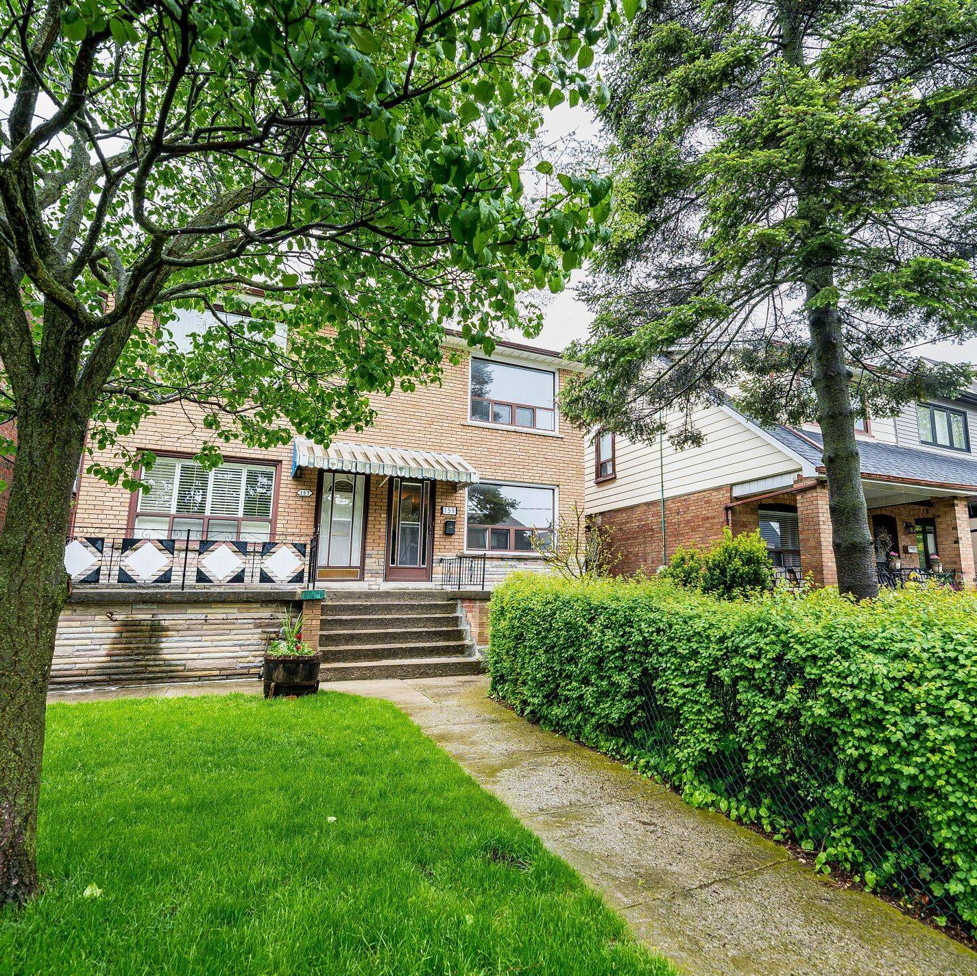 Toronto W03, ON M6E 1K4,159 Hope ST