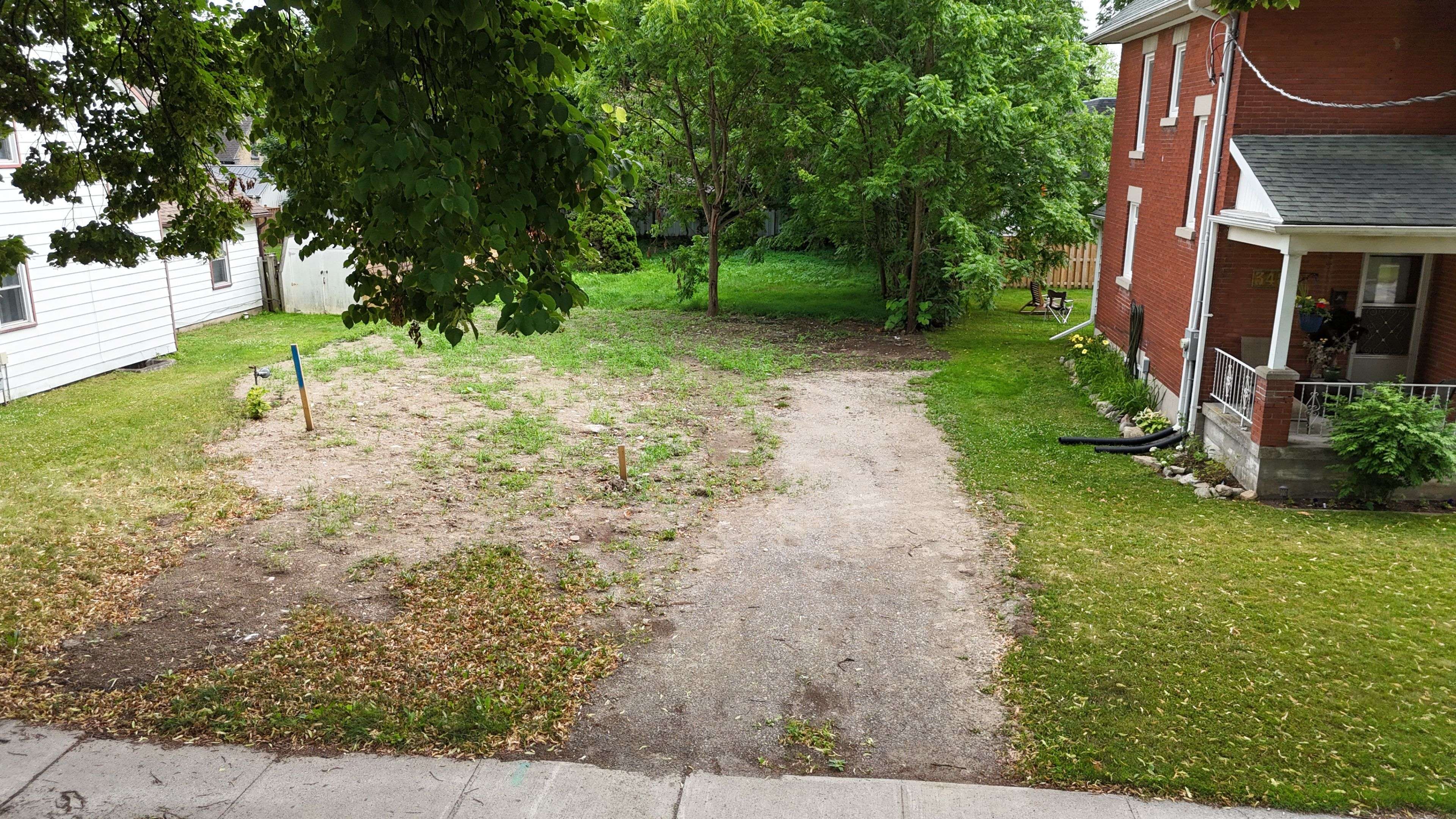 St. Marys, ON N4X 1C5,352 Queen ST E