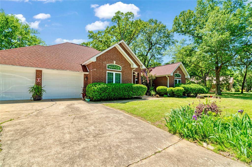 Powderly, TX 75473,259 Deer Valley Drive