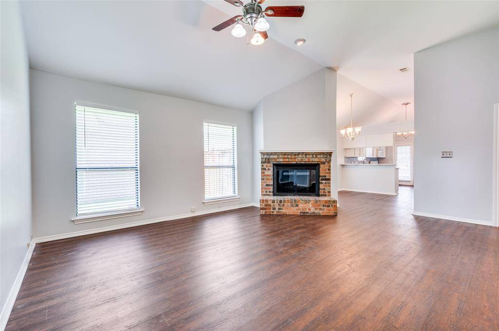 Carrollton, TX 75010,2103 Falcon Ridge Drive