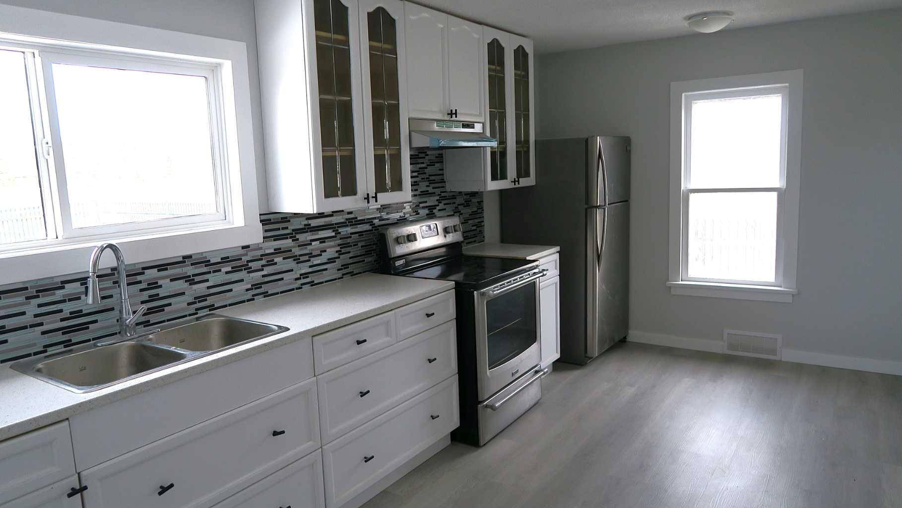 Didsbury, AB T0M 0W0,1702 20 AVE