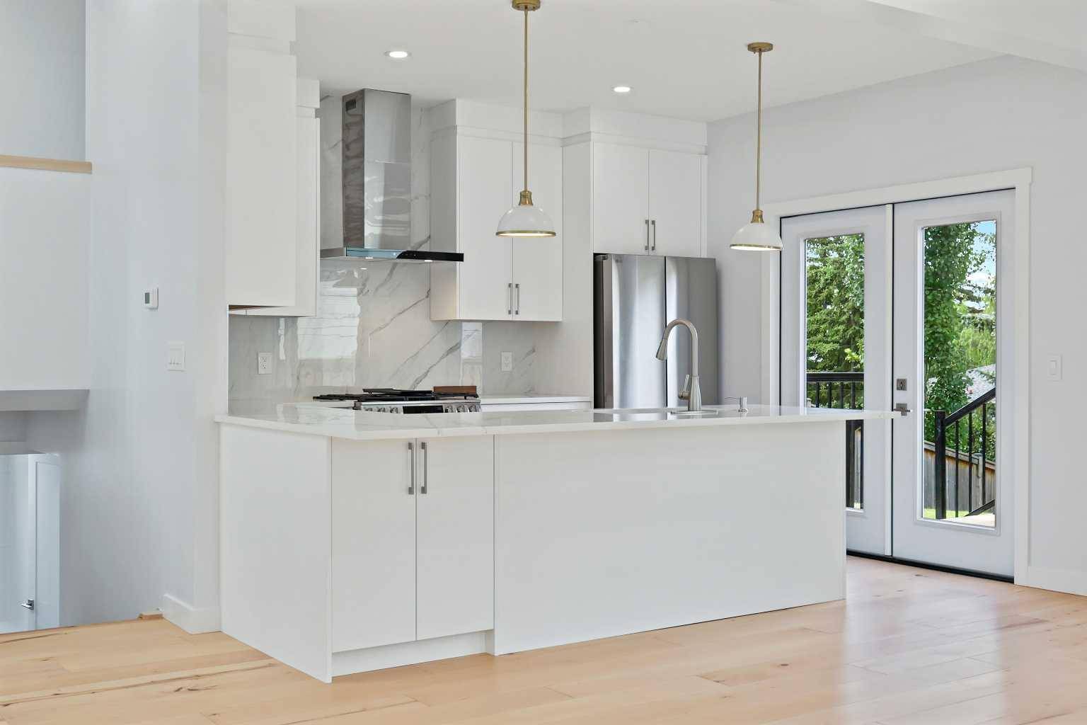 Calgary, AB T3A 1N6,5239 Dalcroft CRES NW
