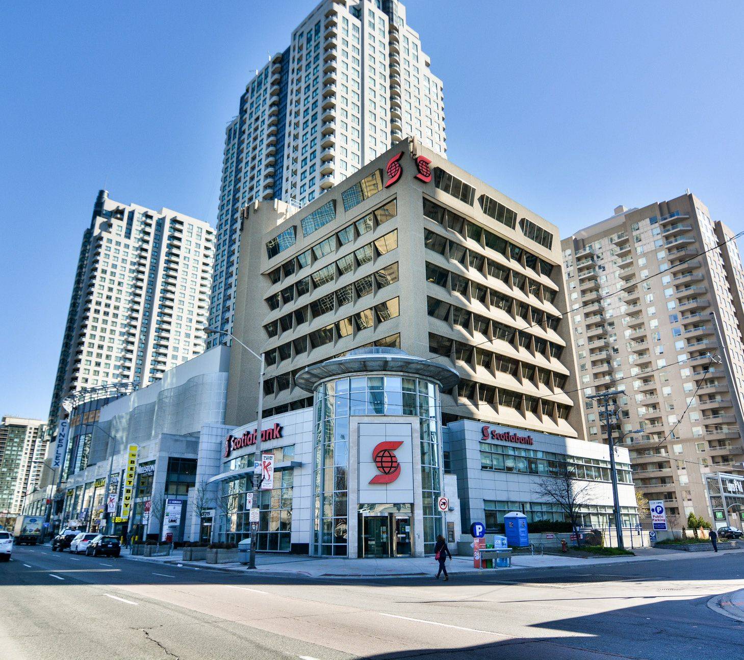 Toronto C14, ON M2N 6C6,5075 Yonge ST #303