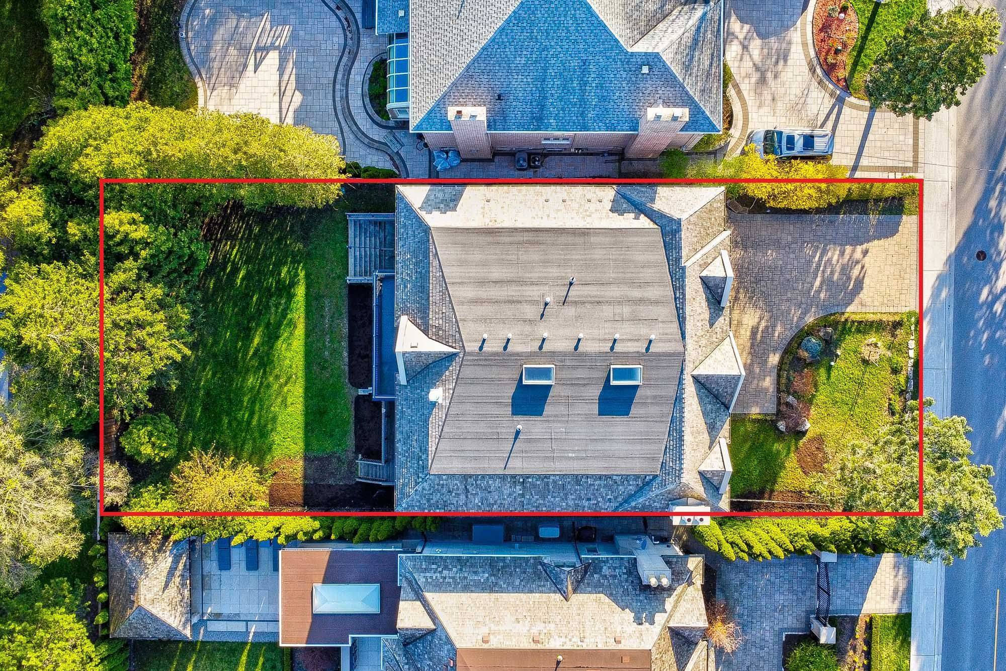 Toronto C12, ON M2L 1H2,141 Highland CRES